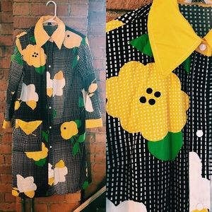 Vintage 70s Multicolor Graphic Floral Snap Dress